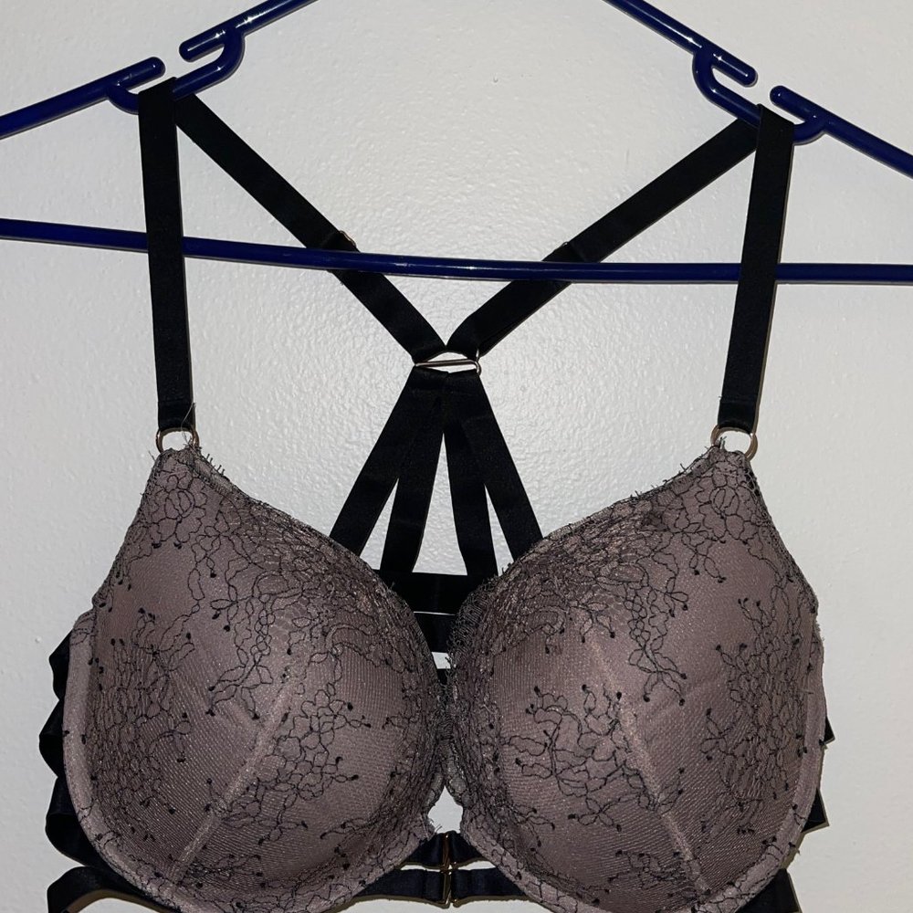 VICTORIA SECRET BRA